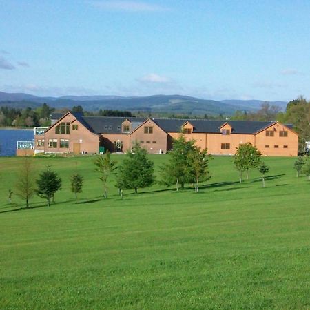 The Lodge On The Loch Aboyne Exterior photo