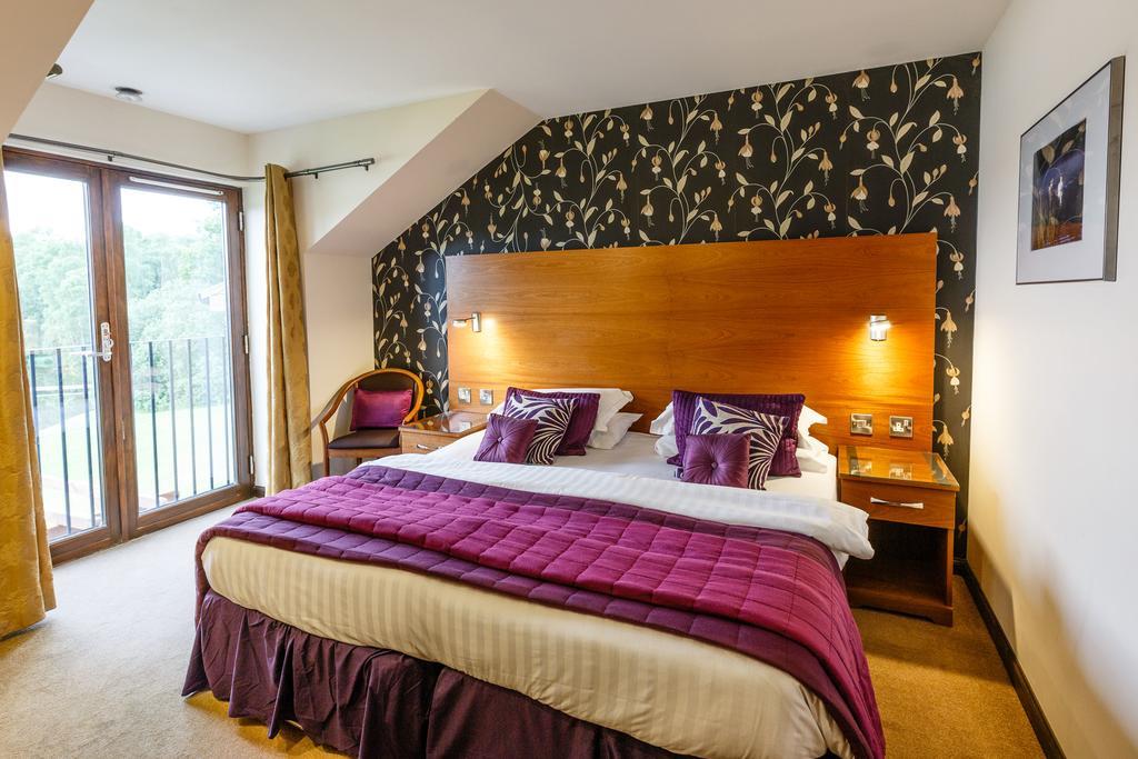The Lodge On The Loch Aboyne Room photo