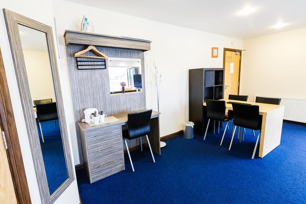 The Lodge On The Loch Aboyne Room photo