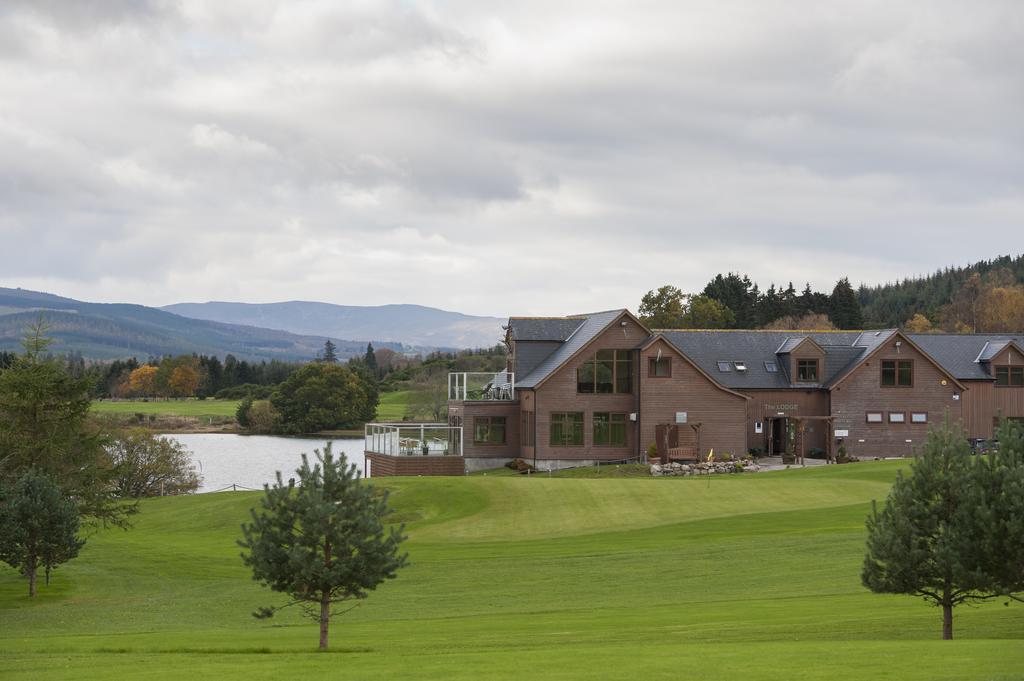 The Lodge On The Loch Aboyne Exterior photo